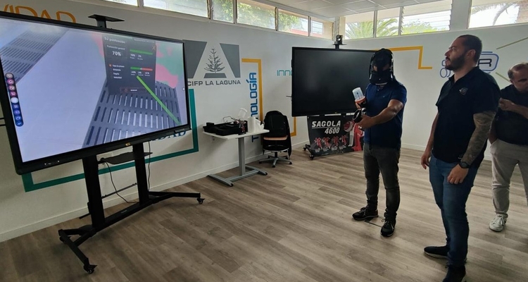 Les cabines de pulvérisation virtuelles SagolaSPRAY™ stimulent la formation professionnelle dans les îles Canaries
